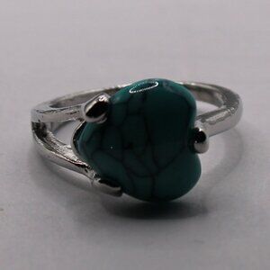 1112510-US 7.5 Heart Blue Stone Ring.